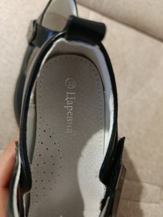 Туфли для девочки 32размер