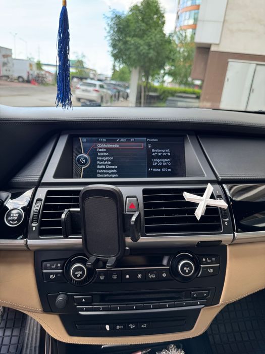 Продава се BMW X5 e70