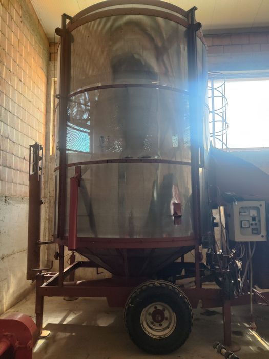 Uscător de semințe de 13 tone de calitate impecabilă