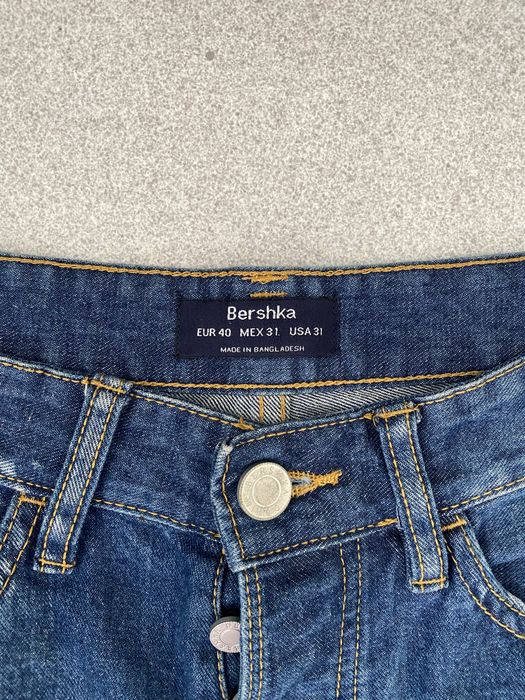 Къси дънки Bershka Размер 40 Дъркови къси гащи Добре запазени