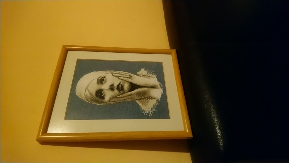 Ушит гоблен ретро дама син фон с рамка.