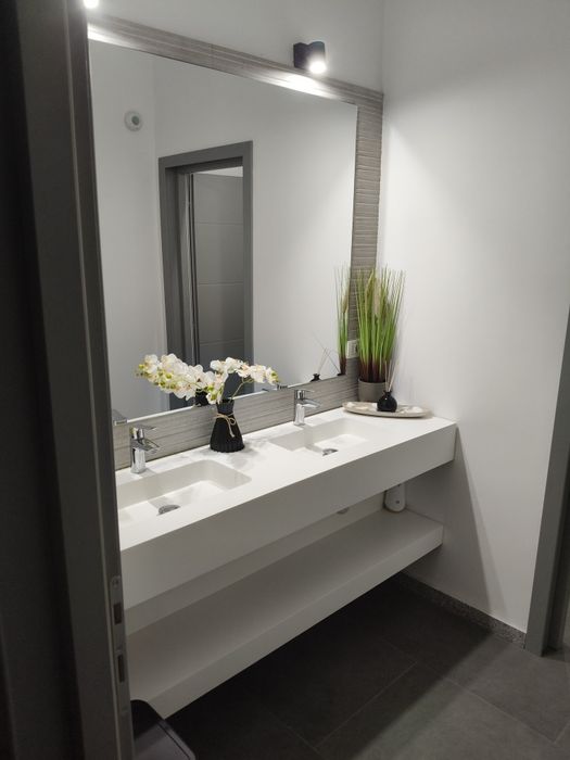 Închiriere spațiu în salon 5 Stars Beauty, cartier Orizont