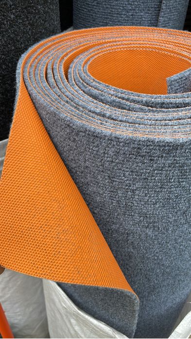 Ковралин антисколзяющий поркритие