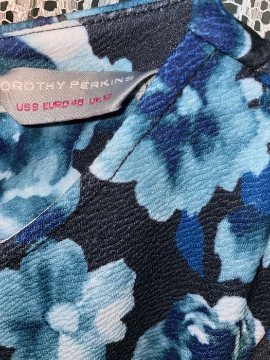 Rochii M L ,in stare foarte bună preturi diferite