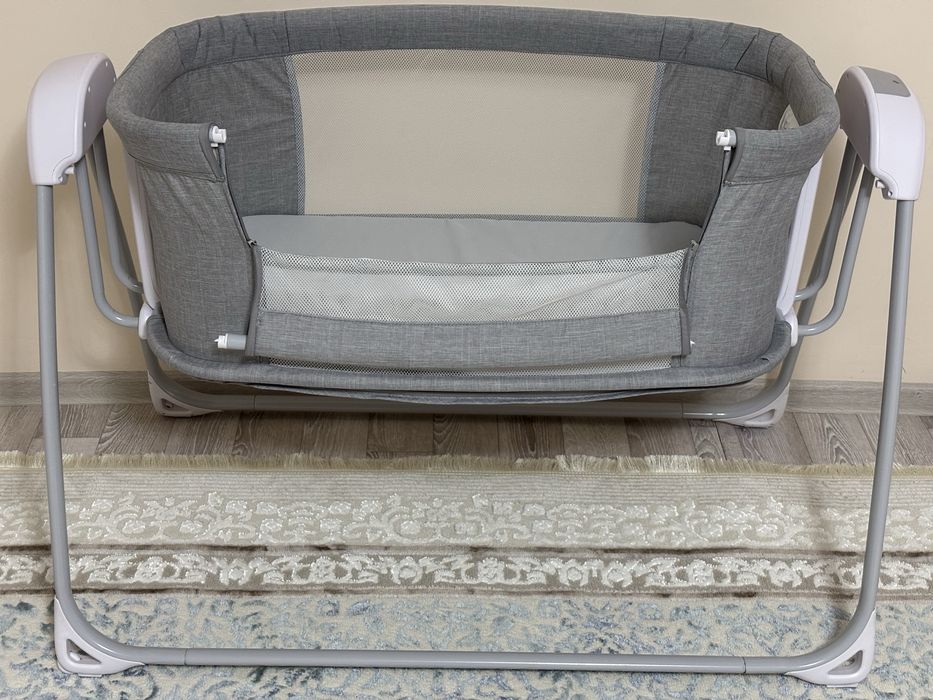 Продается манеж в отличном состоянии