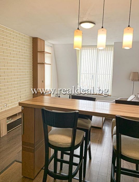 Дава се под наем Двустаен апартамент в София, Център - 65 кв.м за 450 € - Снимка #2