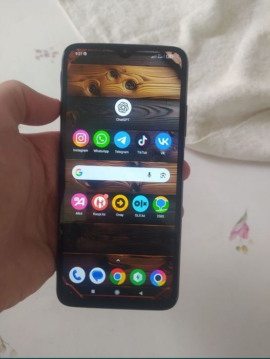 Pomo m3 смартфон