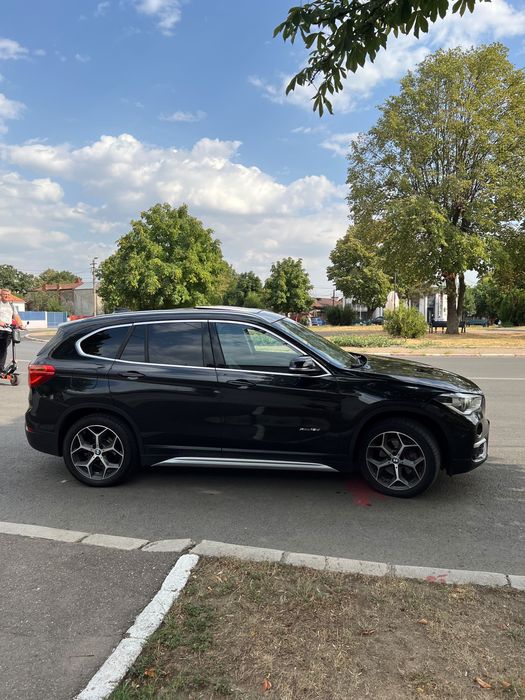 BMW X1 xDrive F48