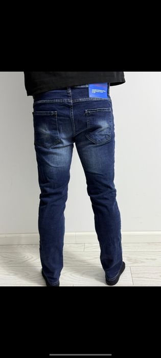 Blugi Dsquared noi