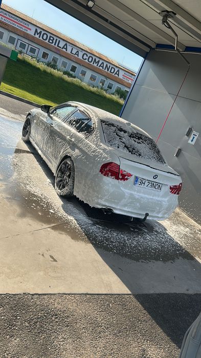 Vând BMW 318d alb