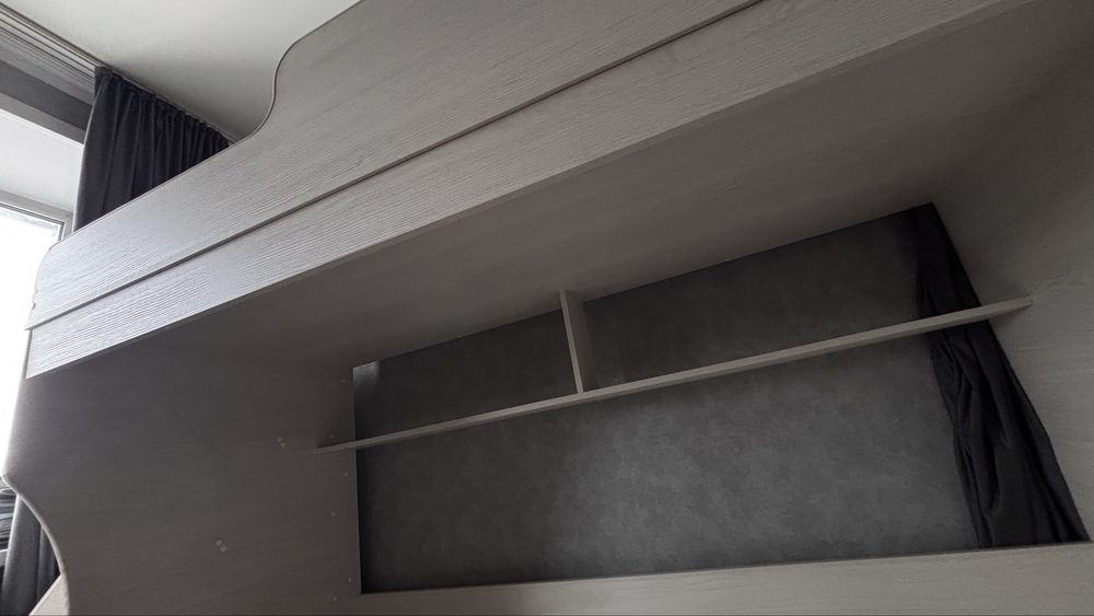 продам двухъярусную кровать