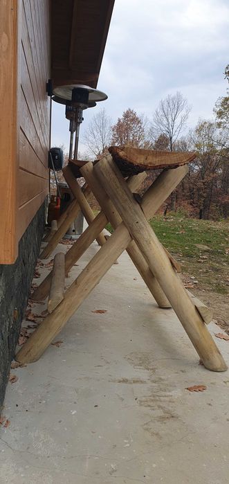 Градинска бар маса масивна от плот дъб и крака топола импрегнирана