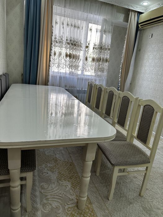 Стол сатылады Стулдарымен