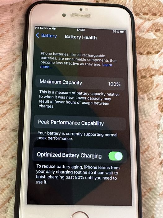 Продавам Iphone 7 НОВ