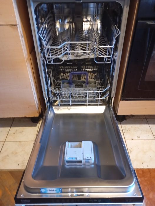 masina de spalat vase BEKO