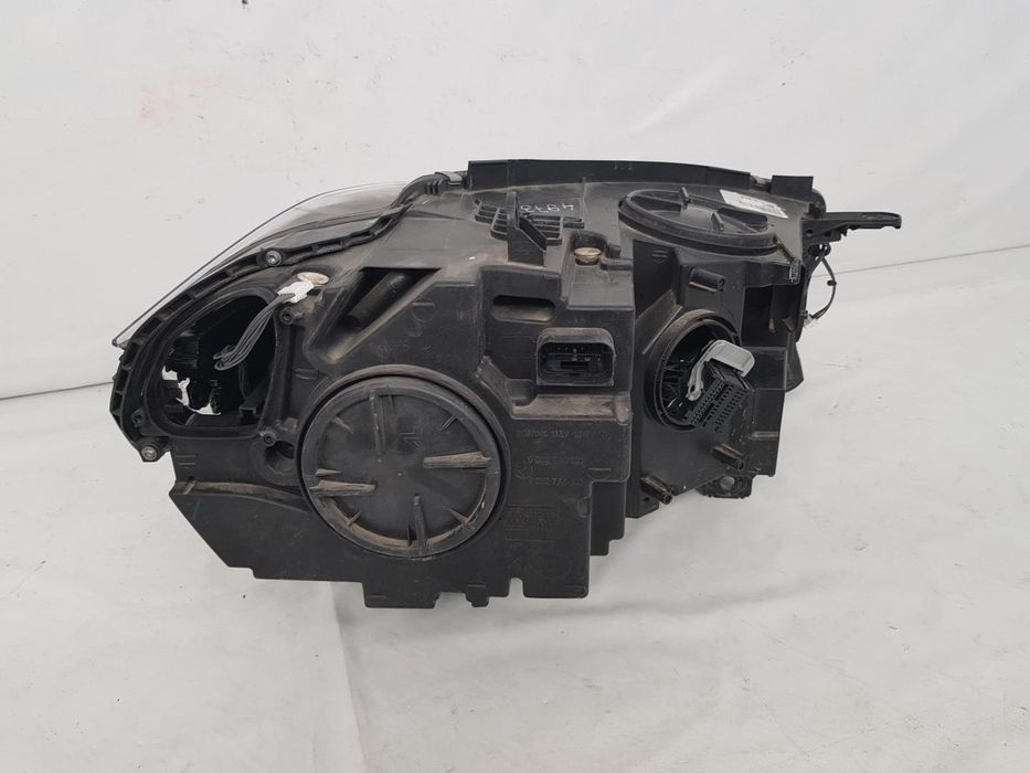 Far stanga full led Adaptiv BMW X5 F15 X6 F16 dupa 2014