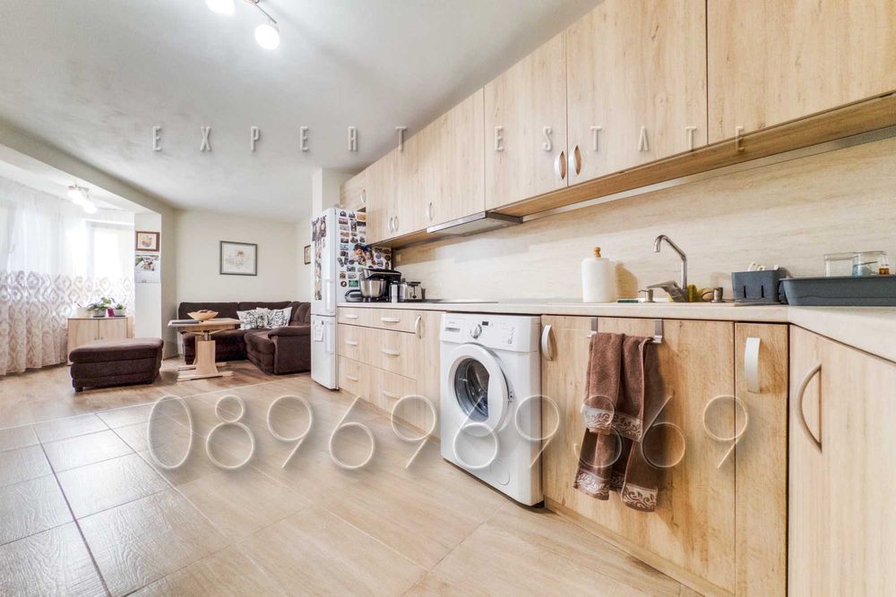 Продава се Тристаен апартамент в Варна, Погреби - 80 кв.м за 1750 €/кв.м - Снимка #1