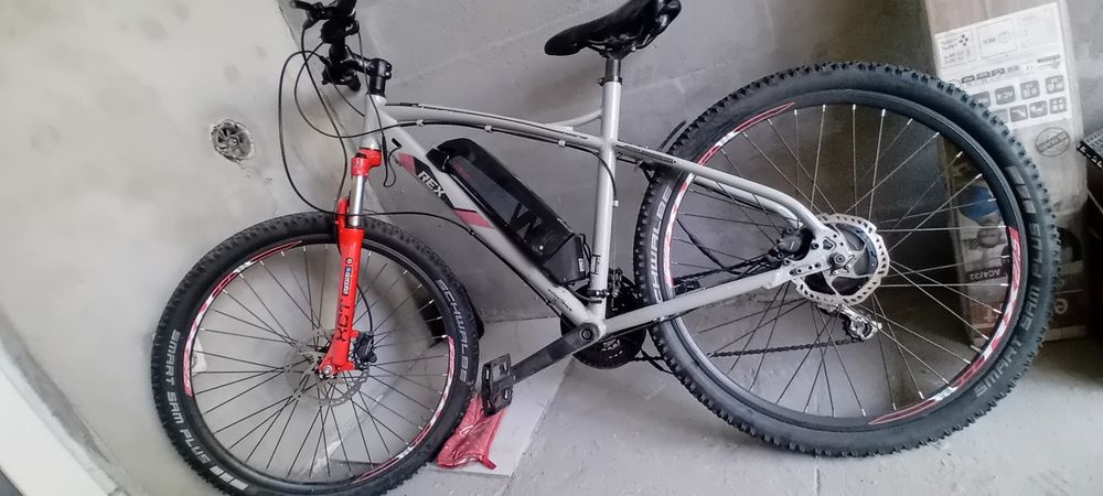 Bicicletă aluminiu electrică