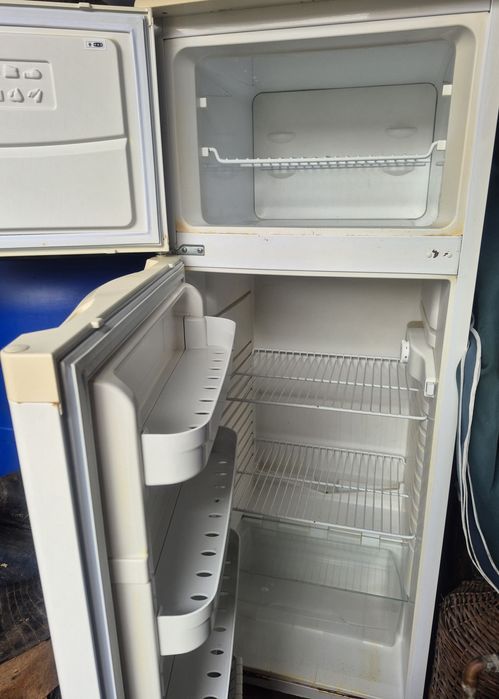 Frigider Artic in  stare bună de functionare,