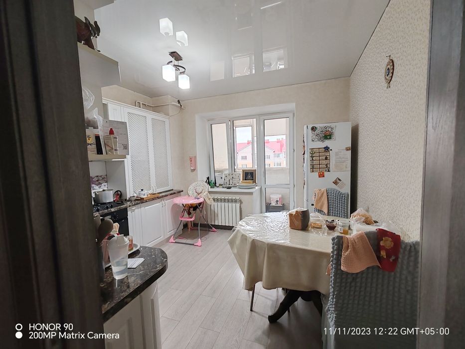 Продам 3-х комнатную квартиру