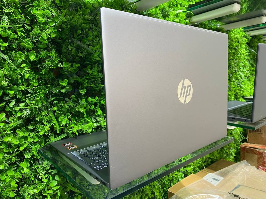 HP Pavilion Ryzen 7-8840U DDR5 6400Мгц 8/512 SSD holati ideal