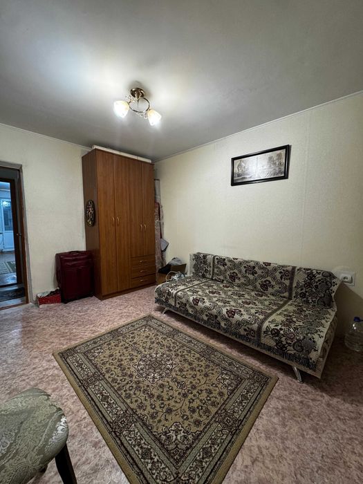 Продам 2х комн кв 5мкр Тургенева