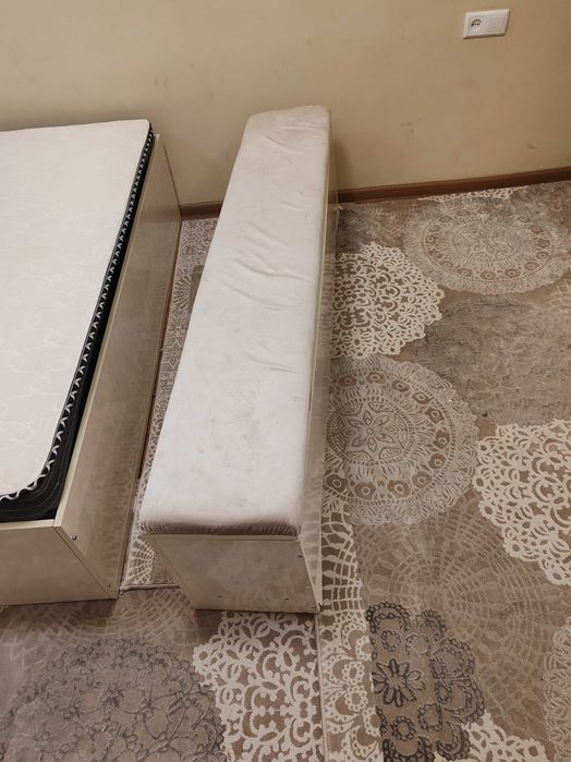 Spalni mebel srochno