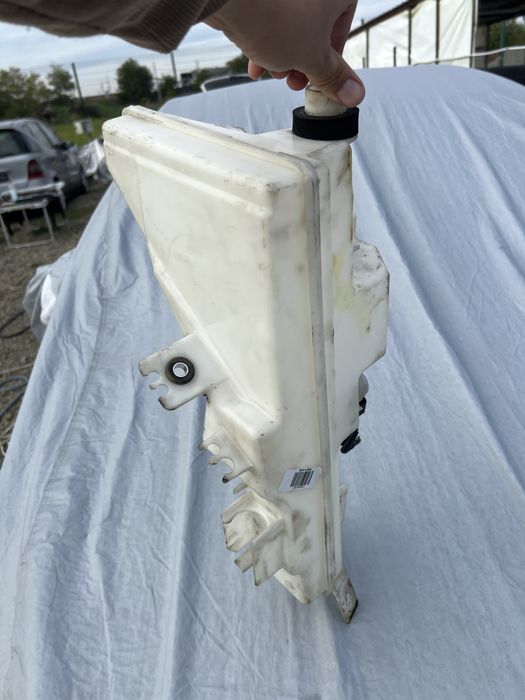 Казанче за чистачки Volvo XC90, 2016-2022