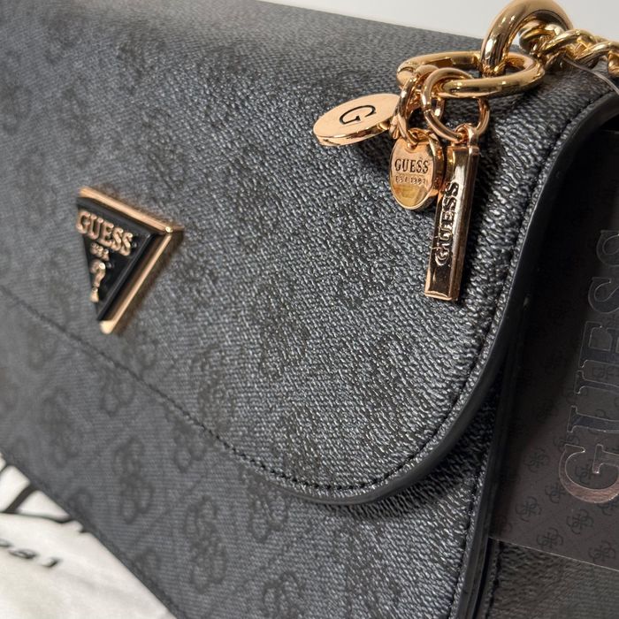 Geanta Guess din piele