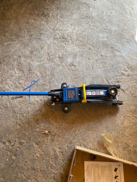 Продам дамкрат новый