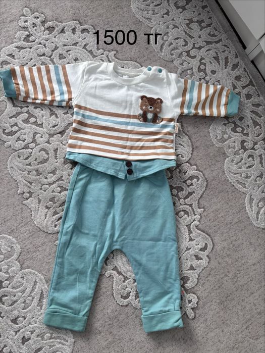 Продам детские вещи