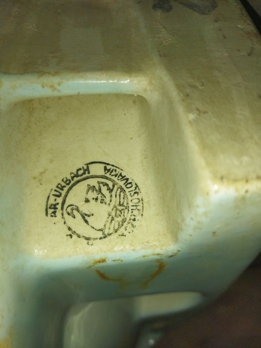 Продаются тазики и раковина