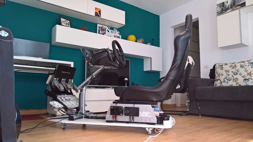 Sistem 8 Buttkickers + 4 Amplificatoare audio + 2 placi sunet externe