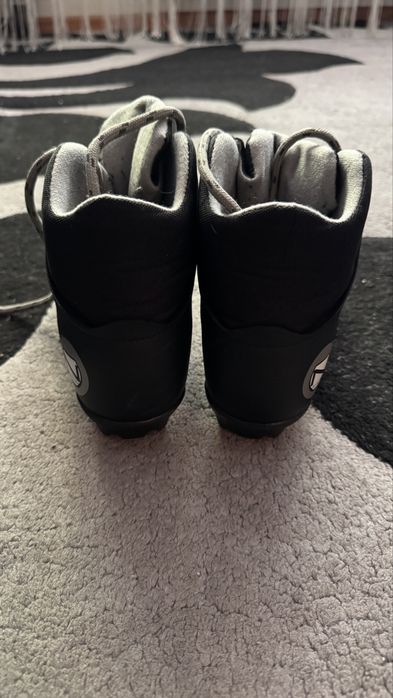 Лыжные ботинки детские