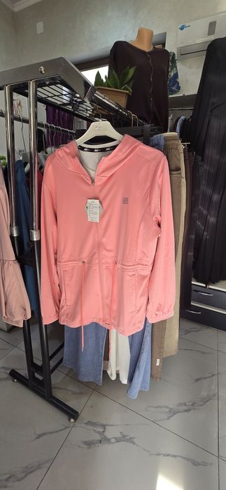 Продам костюм 3ку