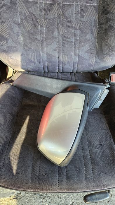 Дясно Огледало за Ford Focus C-Max 2003-2007г.