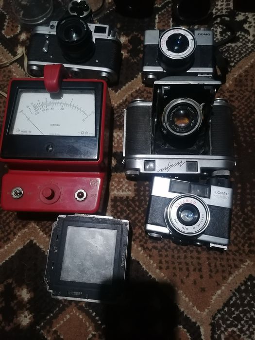 Фотоаппараты и комплектующие