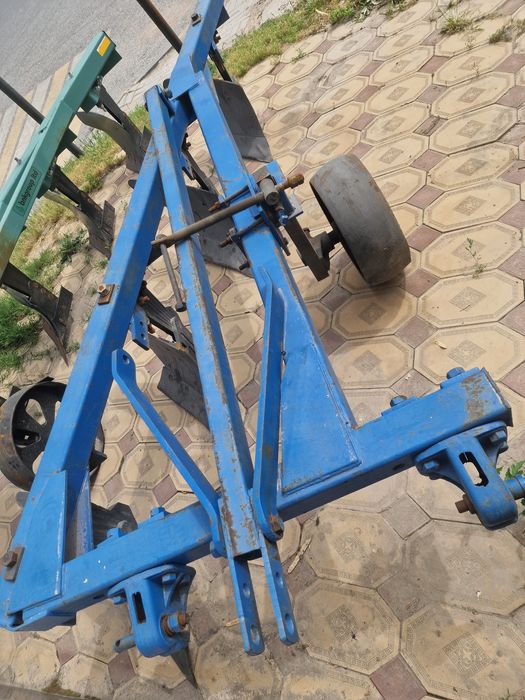 Плуг в сборе 4х корпусной