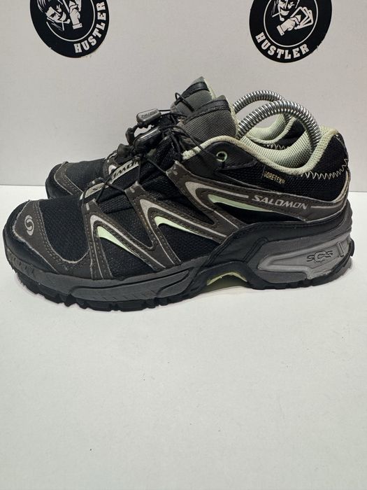 Туристически обувки SALOMON GORE-TEX .Номер 37.5