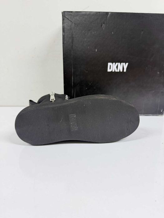 DKNY Women's Aken Sneaker