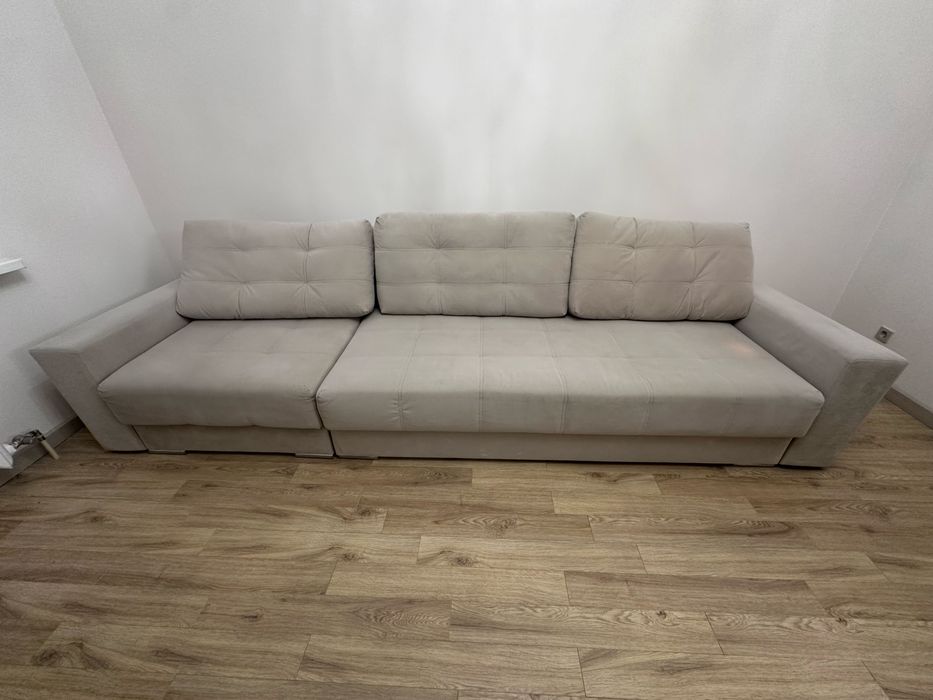 Продам диван в хорошем состоянии