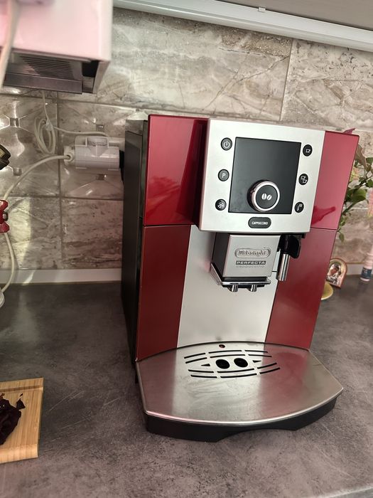 De Longhi Perfecta Cappuccino