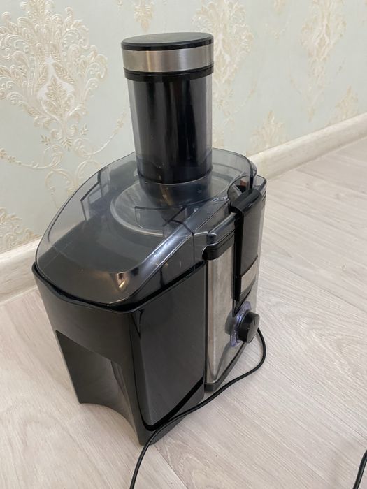 Соковыжималка Vitek VT-1631