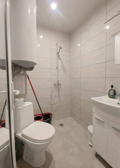 Дава се под наем Двустаен апартамент в Варна, Галата - 60 кв.м за 459 € - Снимка #18