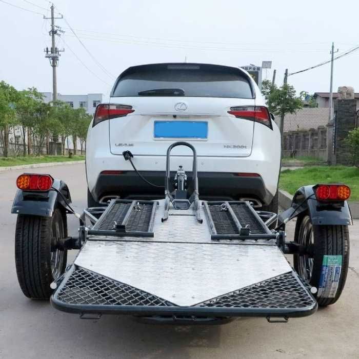 Стопове 12V SQ-040/148 платформи, влекачи, бусове, трактори, мотокари