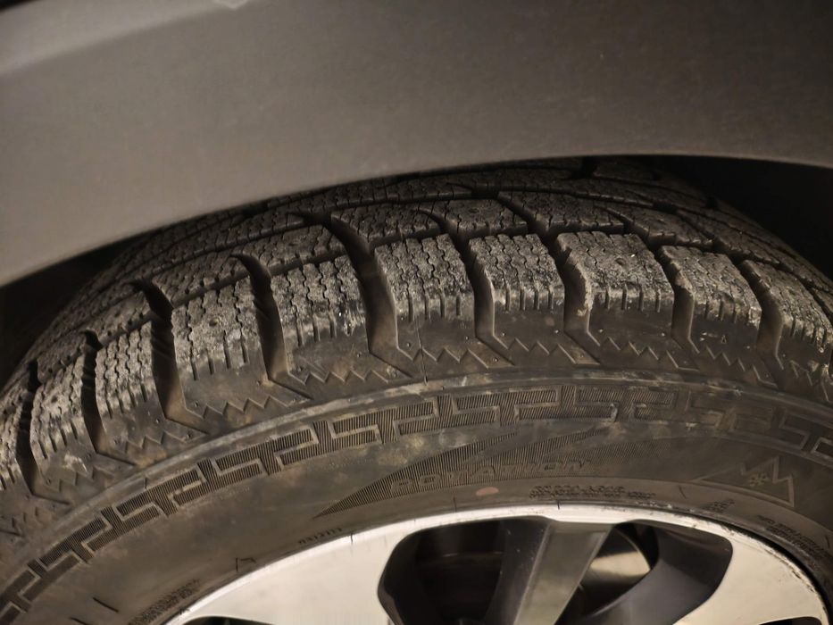 4бр. Зимни гуми Dynamo 235/60/18