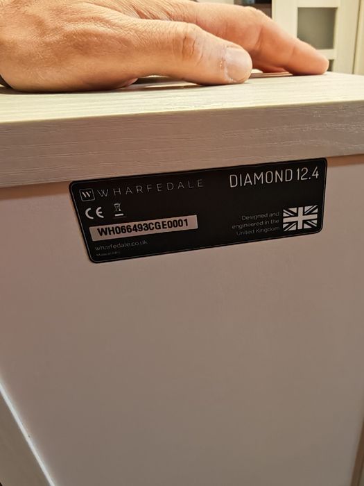 Boxe podea Wharfedale Diamond 12.4