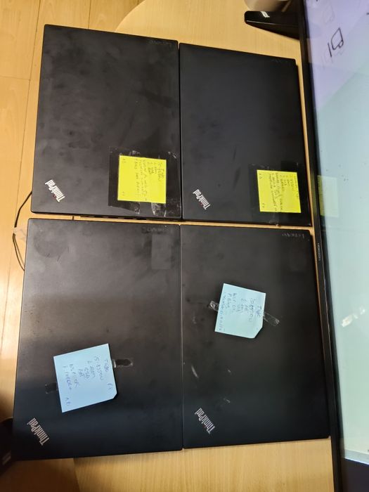 Lenovo T480 i5-8350u fără RAM,ssd ,baterii și chargere