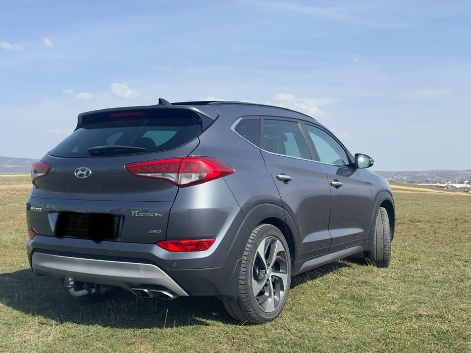 Hyundai Tucson 2.0 Diesel,185 cp
