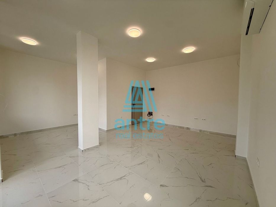 Дава се под наем Офис в София, Полигона - 54 кв.м за 500 € - Снимка #1